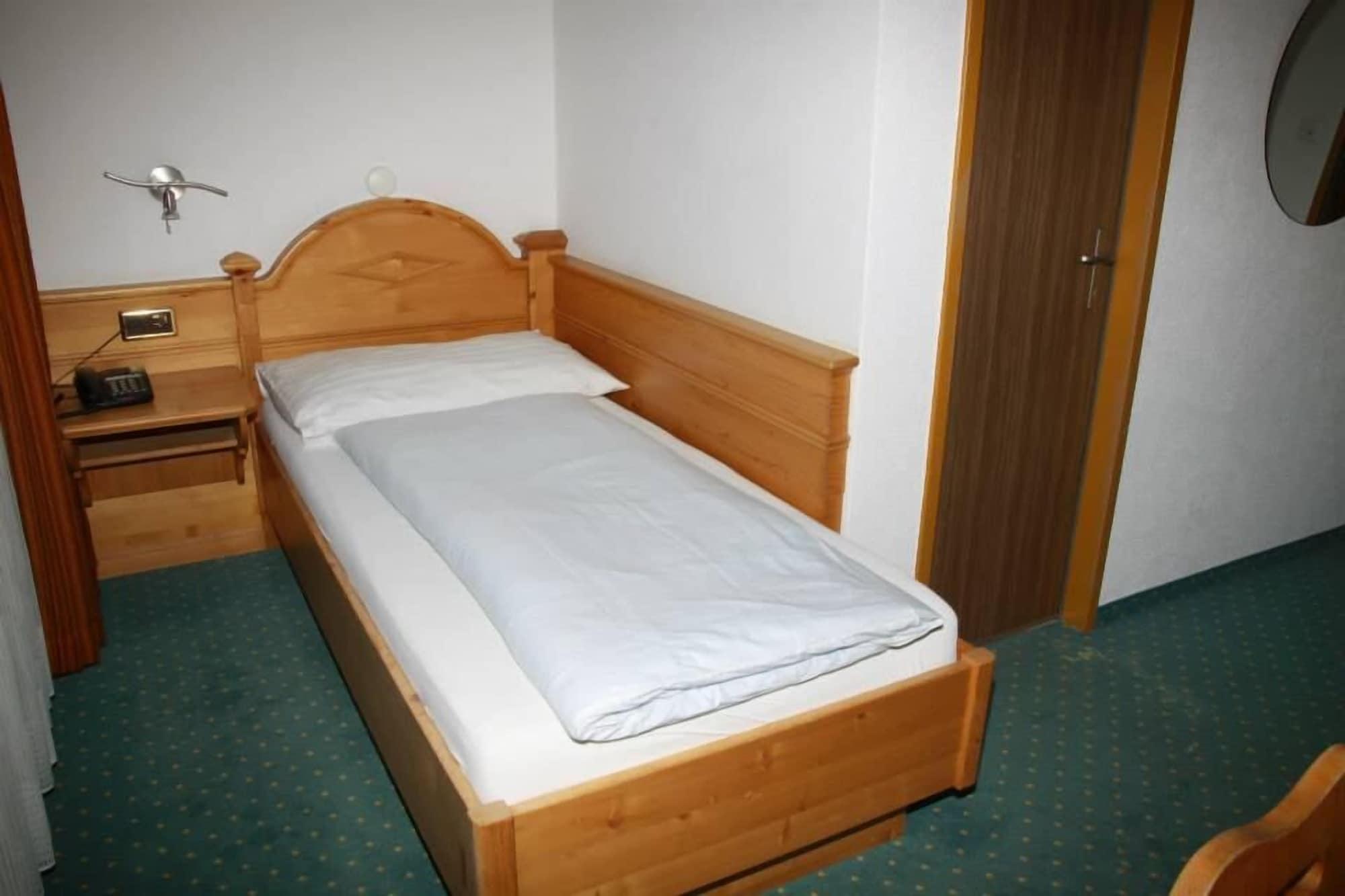 Walliserhof Hotel 2*